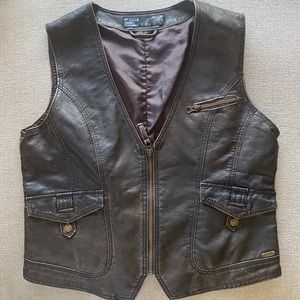 Ladies faux leather vest